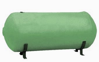 Horizontal hot water cylinder with cradles